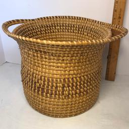 Impressive Vintage Large Double Handled Sweet Grass Gullah Basket