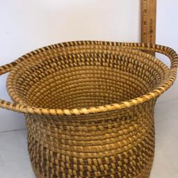 Impressive Vintage Large Double Handled Sweet Grass Gullah Basket