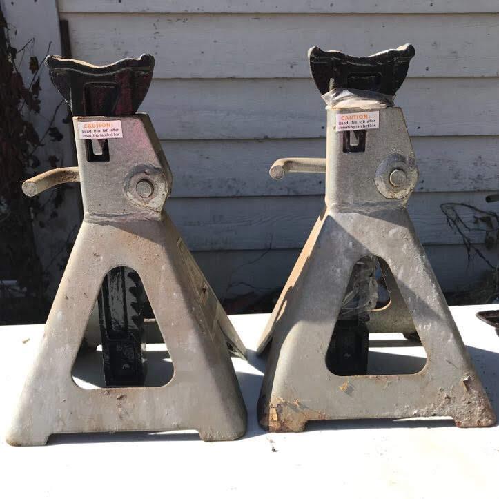 Pair of 4 Ton Jack Stands