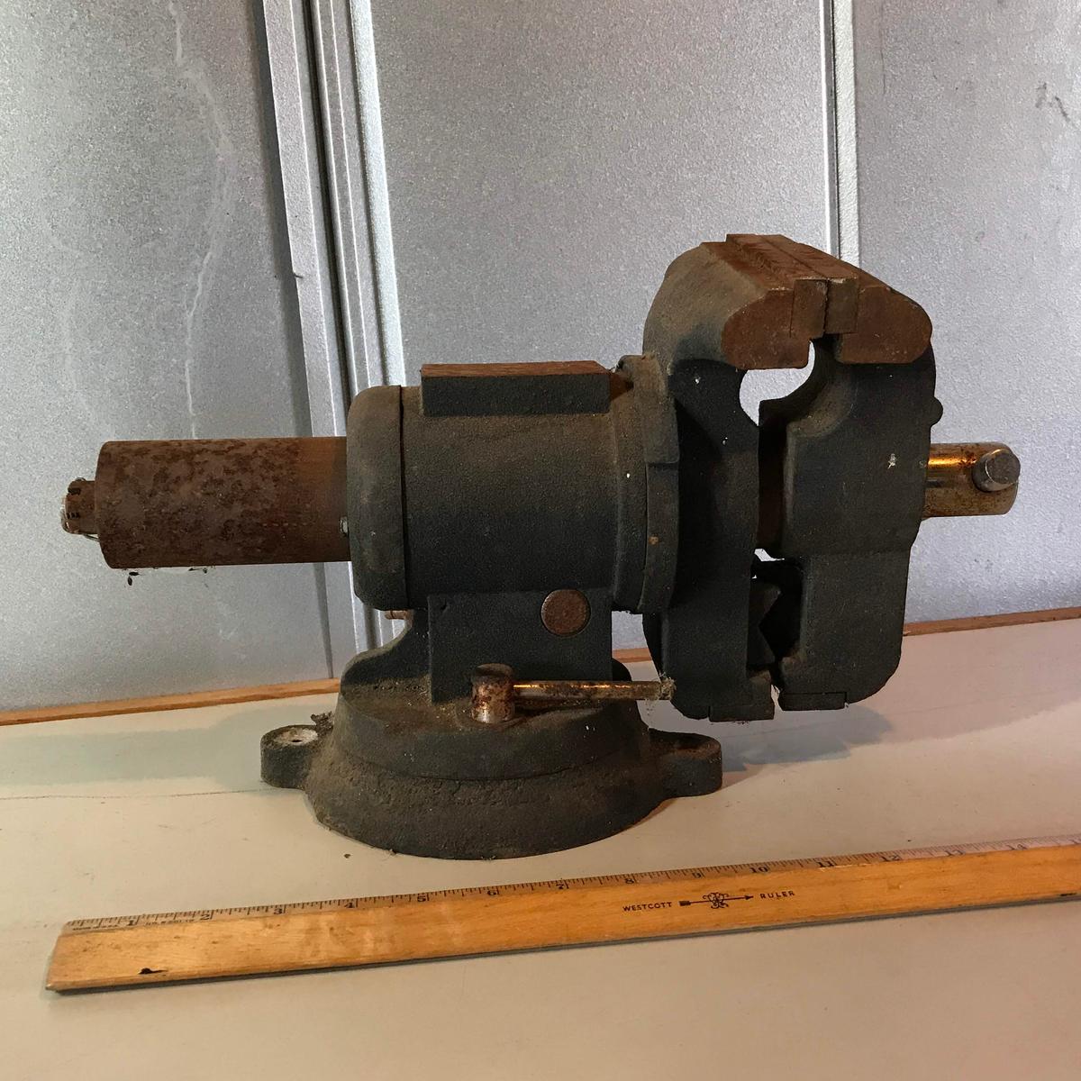 Large Heavy Duty Vice