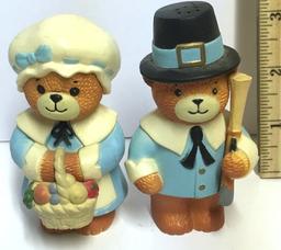 Enesco Pilgrim Bear Salt and Pepper Shakers