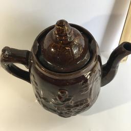 Ceramic Tea Pot with Lid