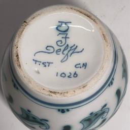 Vintage Signed Delft Ginger Jar with Lid & White & Green Floral Design