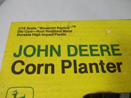 ERTL 1/16 Scale Die Cast John Deere Corn Planter