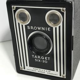 Vintage Brownie Target Six-20 Eastman Kodak Company