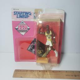 Vintage Starting Line Up Basketball Action Figure Shawn Kemp