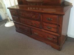 8 Drawer Dresser with Mirror Hutch