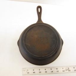 Lodge Cast Iron Frying Pan 8"