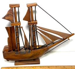 Nice Wooden Decorative Ship Figurine