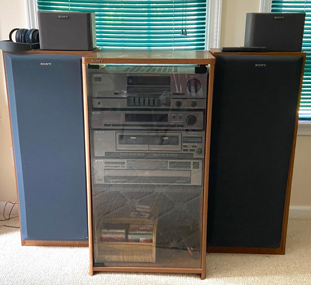 Sony Stereo Cabinet with 4 Speakers