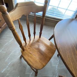 5 pc Vintage Wooden Dinette Set