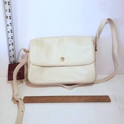 Leather Beige Aigner Purse with Original Tags 