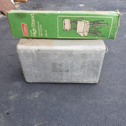 Vintage Coleman Cooler With Folding Stand