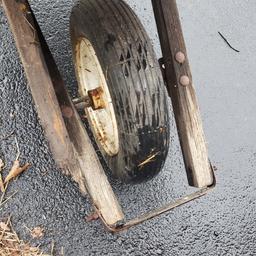 Wheelbarrow, Great Garden Décor