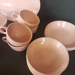 20 Pieces Vintage Pastel Pink Dinnerware