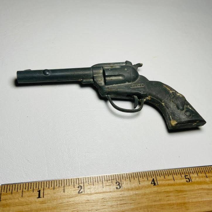 Small Vintage Hubley Die-Cast Cap Gun