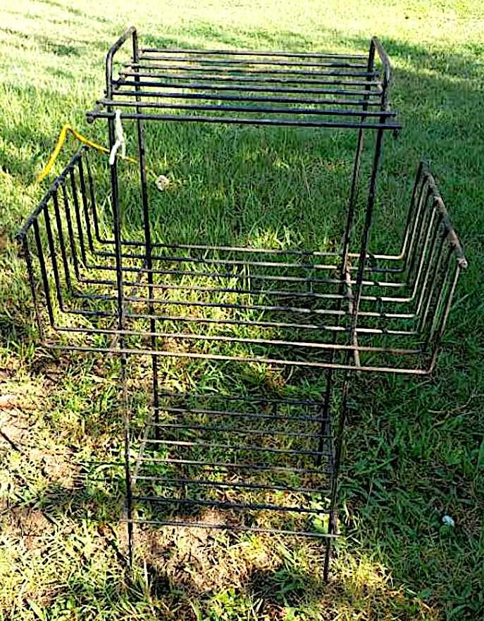 Vintage Metal Stand