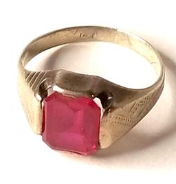 14K Gold Ring with Red Stone