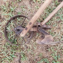 Antique Manual Planet Jr. 4 or 25 Seeder