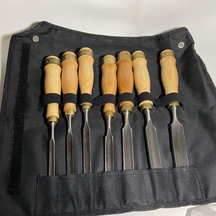 7-Pc Gouge Chisel Set with Box & Nylon Carrying Case