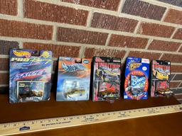 Lot of 6 Collector NASCAR Hot Wheels Toy Cars