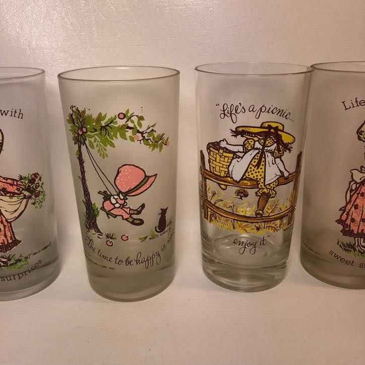 Set of 5 Holly Hobbie American Greetings Collectors Glasses