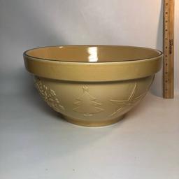 Large Williams Sonoma Christmas Theme Ceramic Bowl