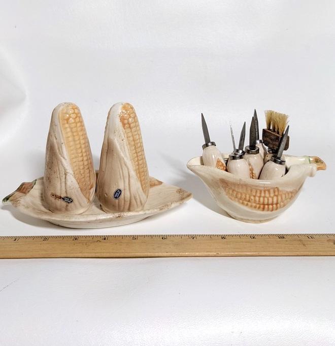 Set of Vintage Ceramic Corn on the Cob Salt & Pepper Shakers and Holders Made in Japan
