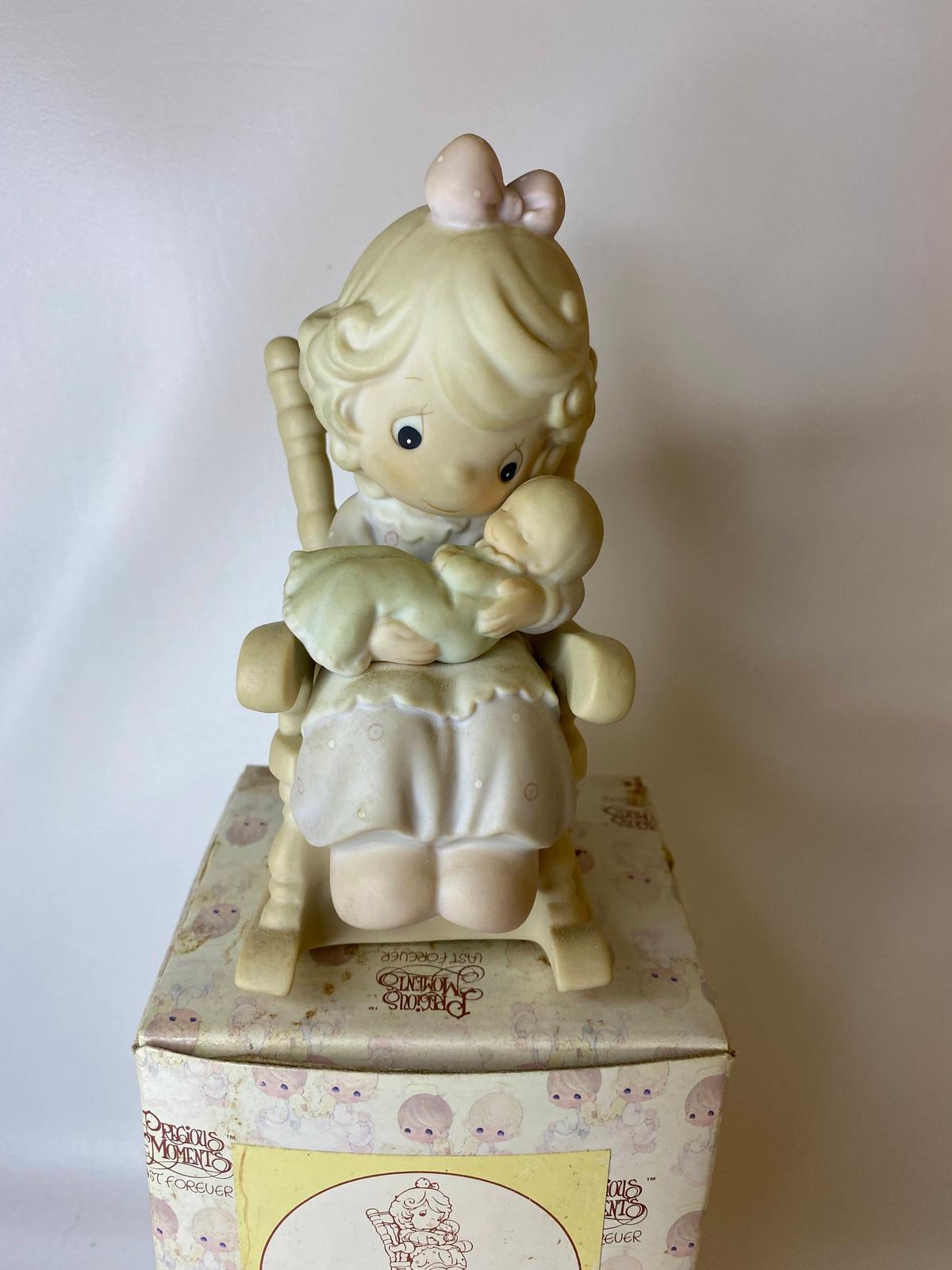 Vintage Precious Moments Porcelain Figurine Love Never Leaves A Mother