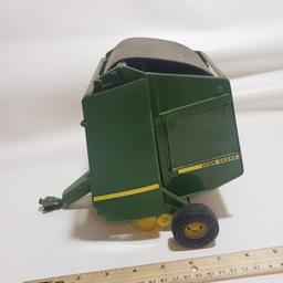 Ertl Diecast John Deere Hay Baler