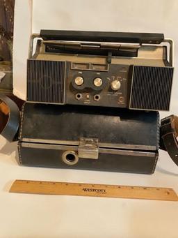 Vintage Akai Portable Battery Operated Reel to Reel Tape Recorder with Leather Carrying Case