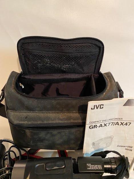 Vintage JVC GR AX77 Video Recorder in Carrying Case