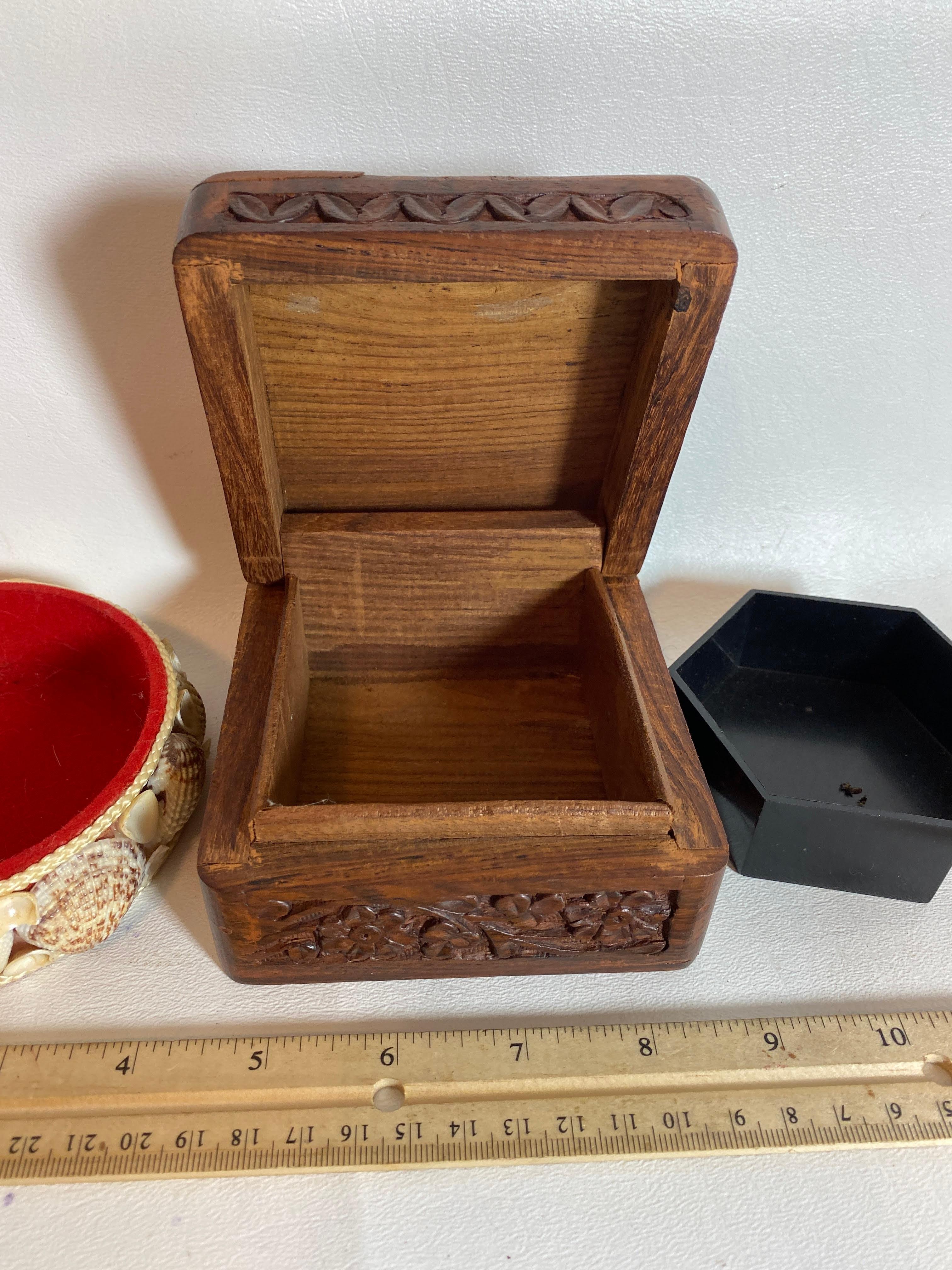 Lot of 3 Trinket Boxes Seashells and More