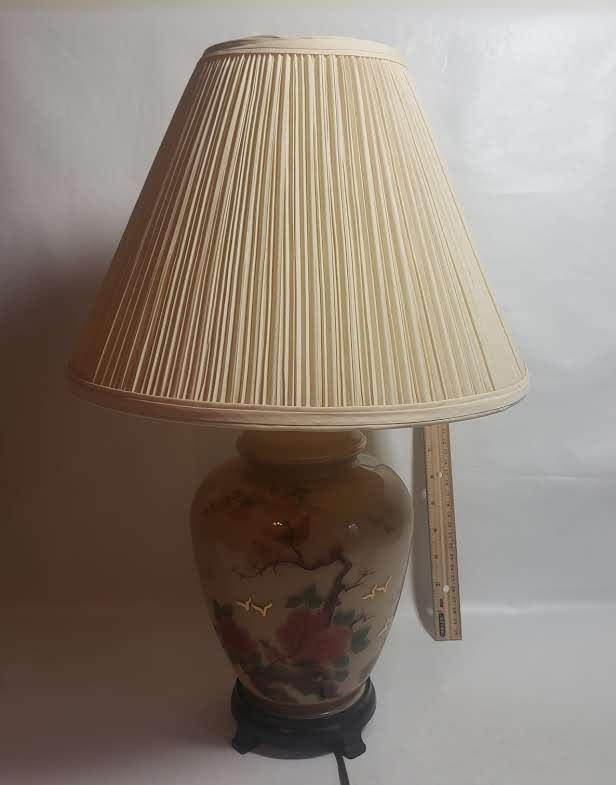 Oriental Ceramic Table Lamp