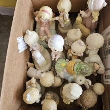 Lot of Assorted Precious Moments Figurines