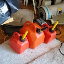 3 Gas Cans