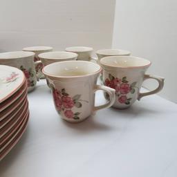 Gibson Dinnerware Set with Pink Flowers 8 Dinner Plates, 8 Dessert Plates