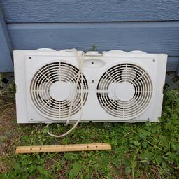 Cool Master Twin Window Fan - Works