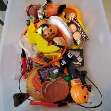 Lot of Halloween or Jack O Lantern Décor