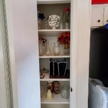 Pantry Lot of Vases, Divided Insulated Food Bag, and Cast Iron and Ceramic Trivet