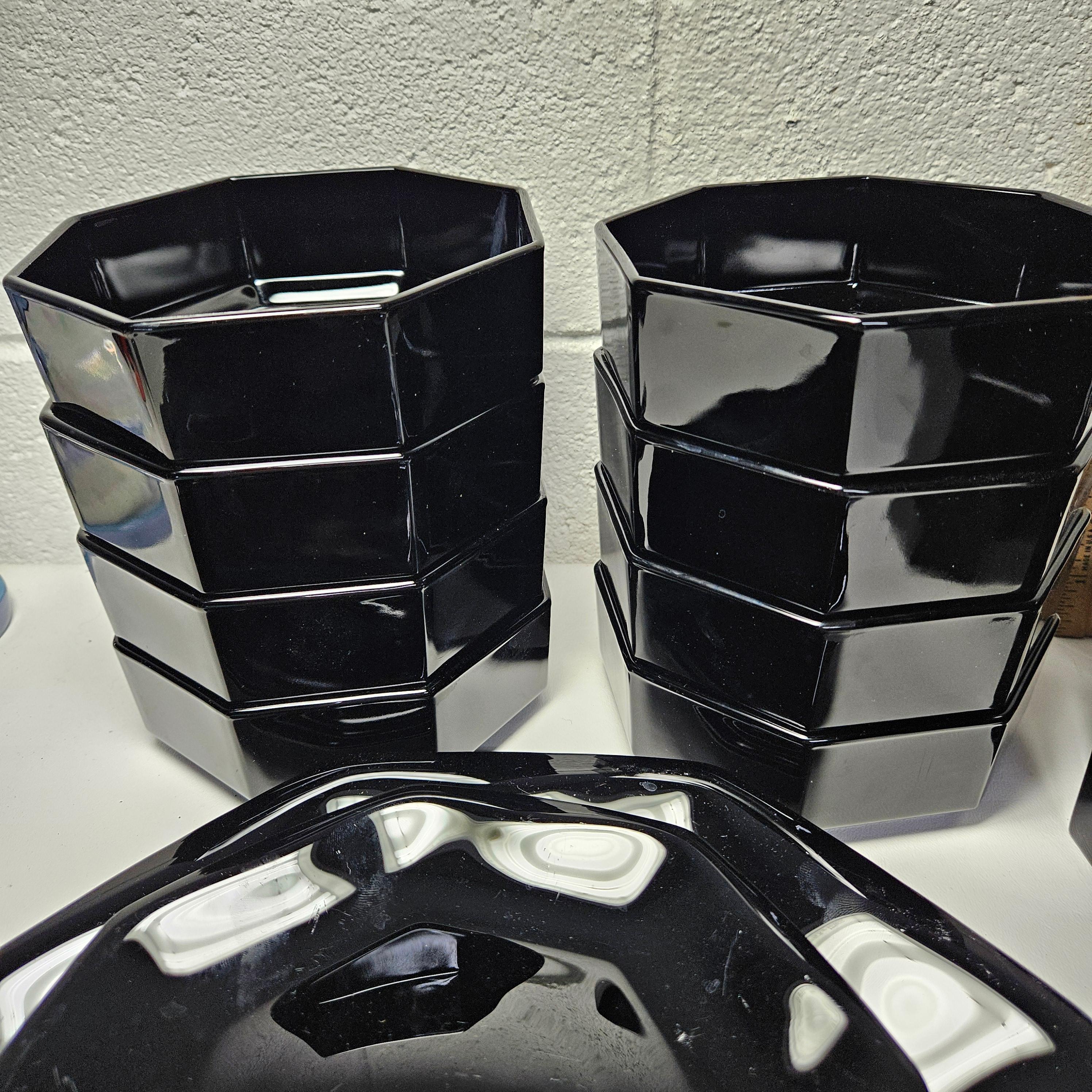 20 Pieces Arcoroc France Octime Black Dinnerware