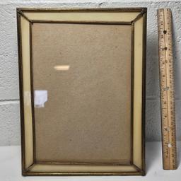 Vintage Gold Tone Picture Frame