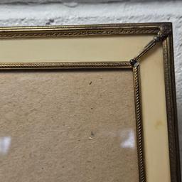 Vintage Gold Tone Picture Frame