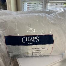 Pair of NEW Standard/Queen CHAPS Signature Pillows with Hypoallergenic Fill