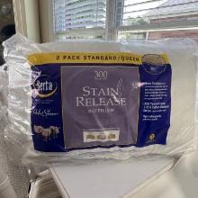 NEW 2 Pack Standard/Queen Serta 300 Thread Count Stain Release Bed Pillows