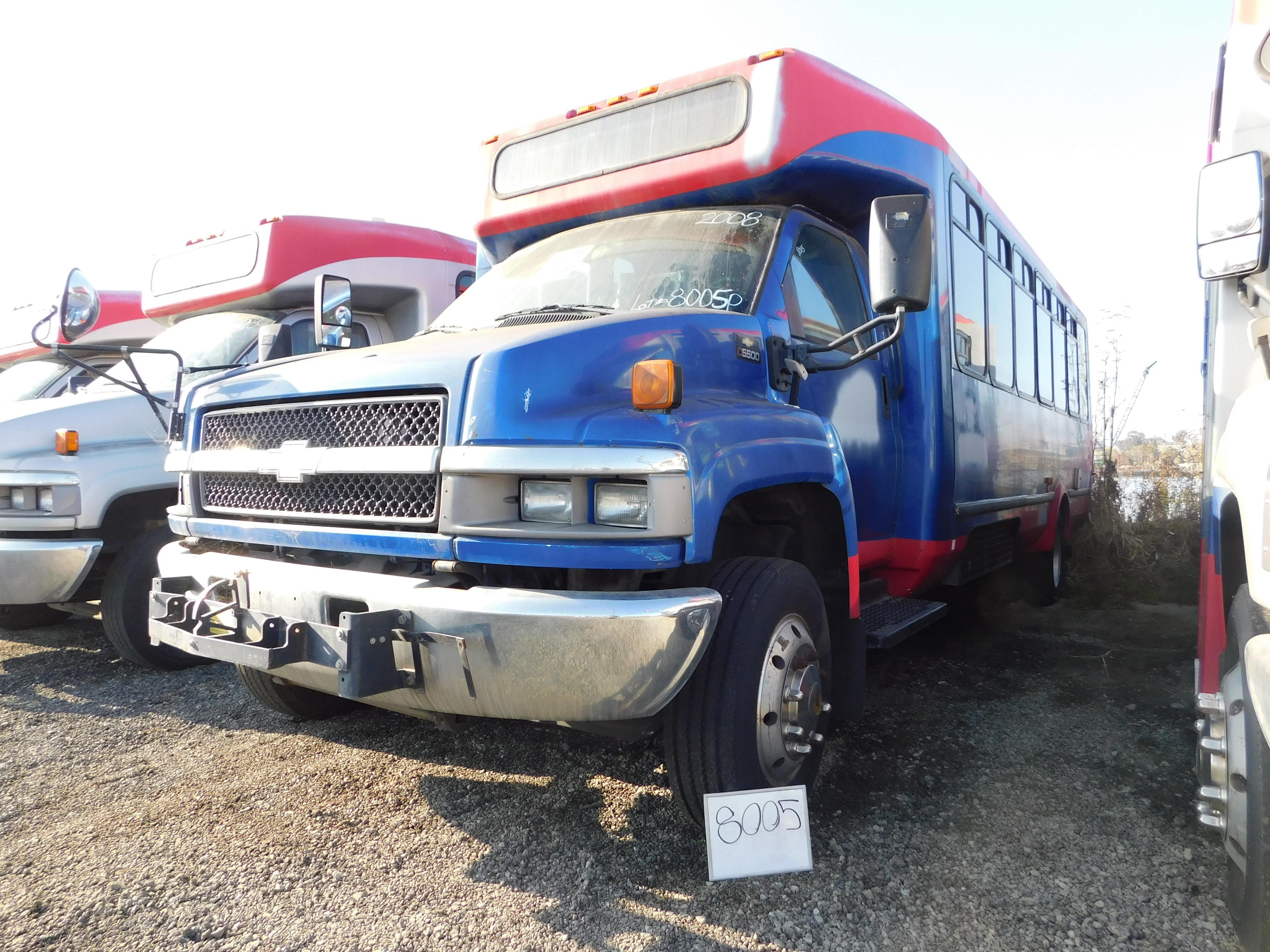 2008 CHEVROLET C5500 ELDORADO CUTAWAY BUS W/WC LIFT(MECH ISSUES)