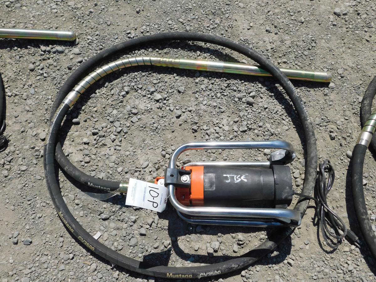 NEW & UNUSED MUSTANG CV 3500 CONCRETE VIBRATOR