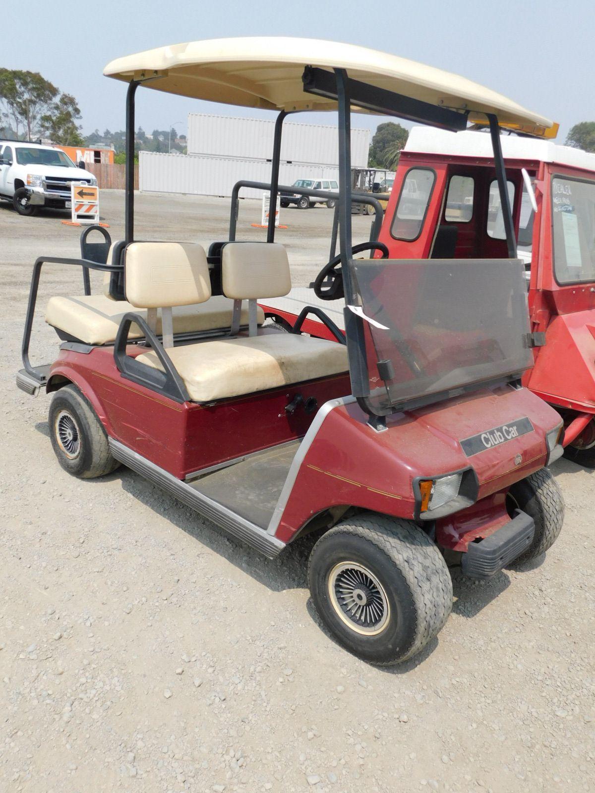 CLUBCAR 4 SEATER ELECTRIC GOLF CART