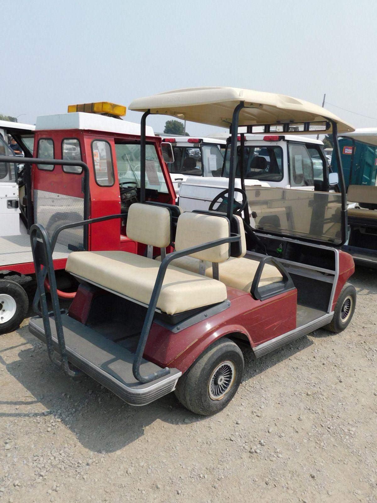 CLUBCAR 4 SEATER ELECTRIC GOLF CART