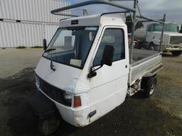 PIAGGIO 3 WHEEL CART (BILL OF SALE ONLY)